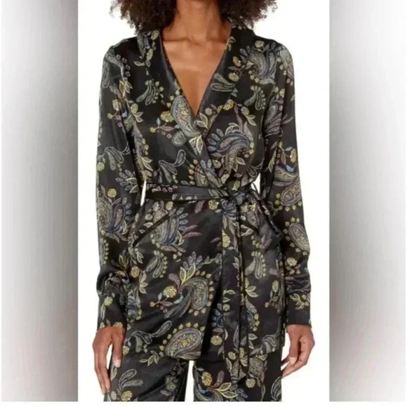 House of Harlow 1960 x Revolve paisley Arthur top - Picture 2 of 11